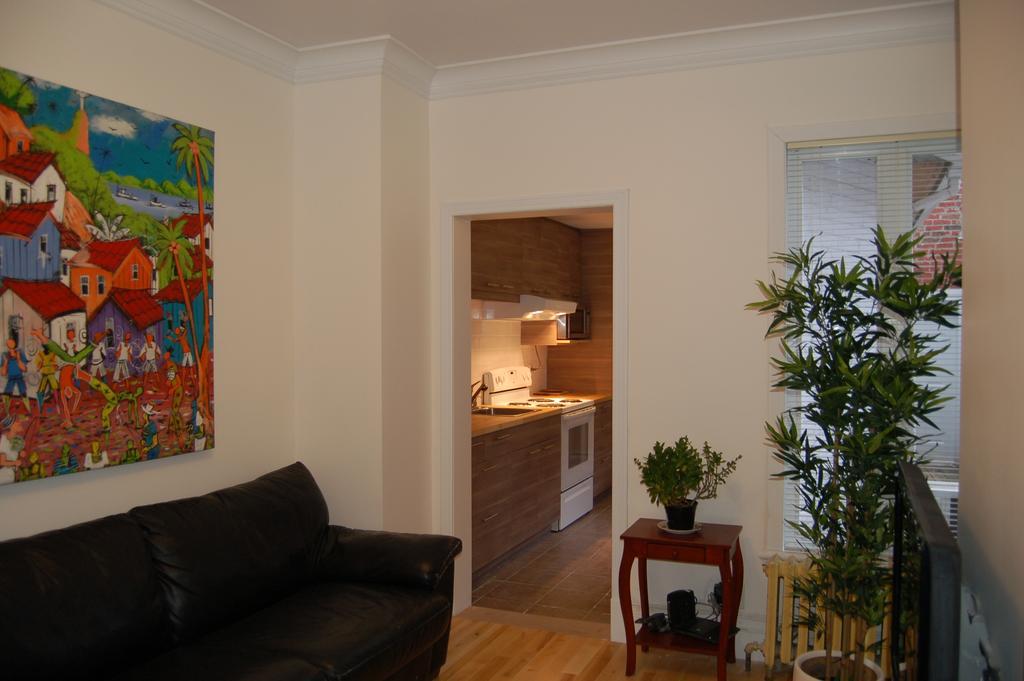 Le Chasseur Bed & Breakfast Montréal Værelse billede