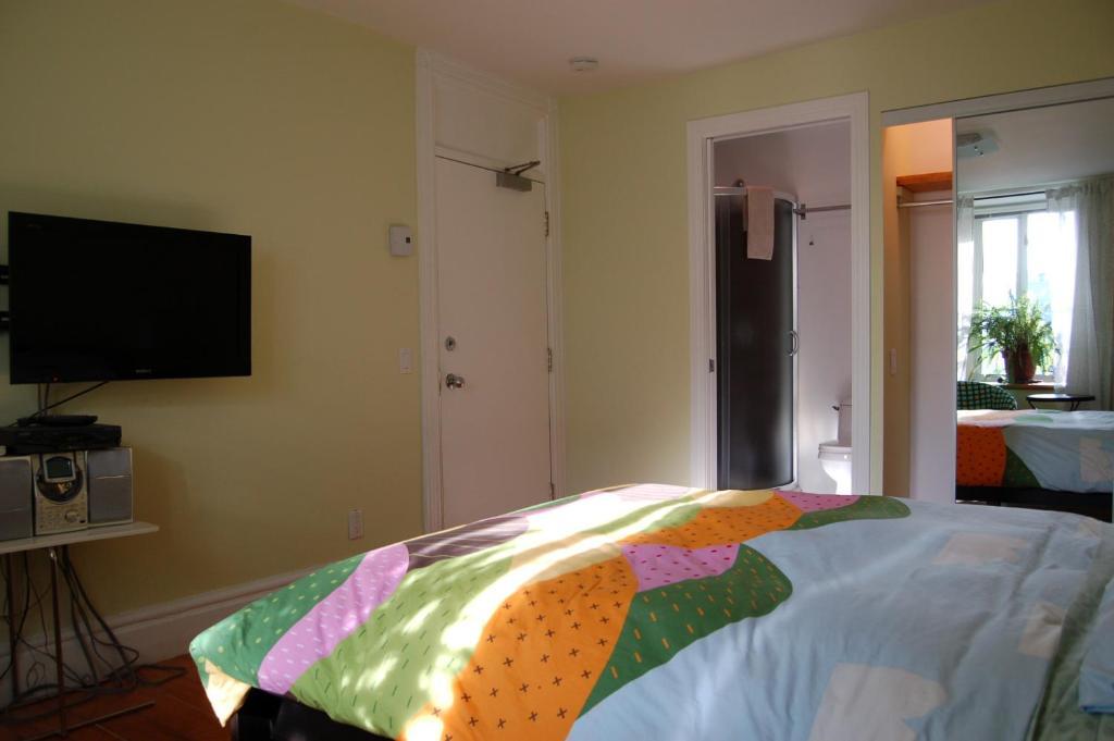 Le Chasseur Bed & Breakfast Montréal Værelse billede