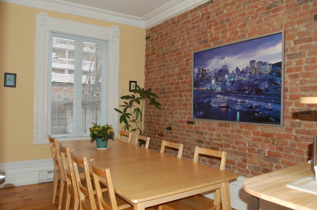 Le Chasseur Bed & Breakfast Montréal Eksteriør billede
