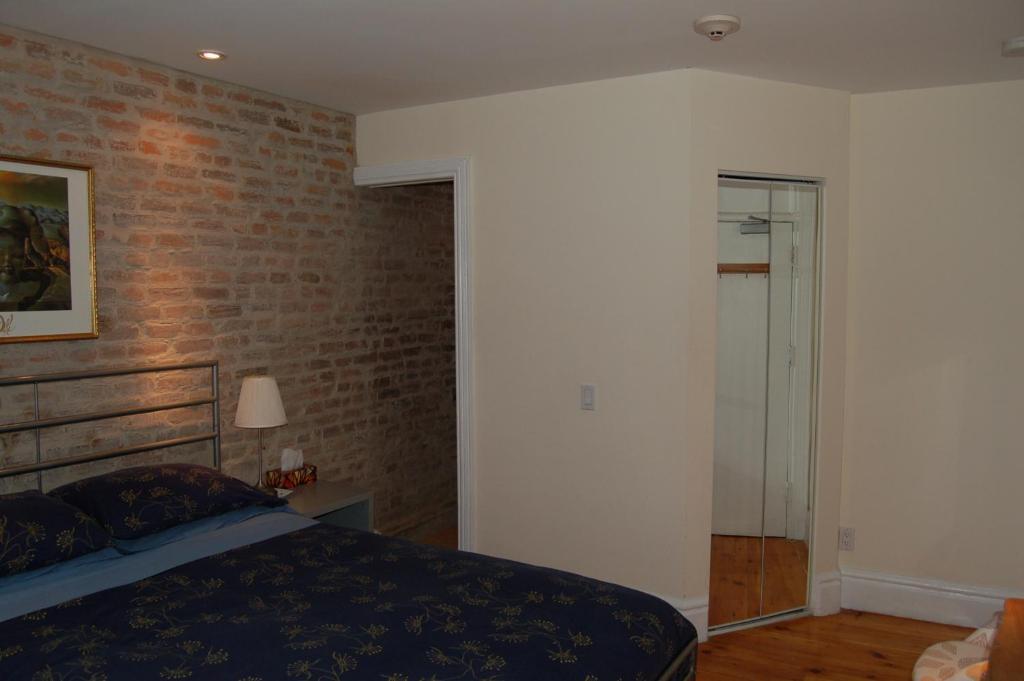 Le Chasseur Bed & Breakfast Montréal Værelse billede